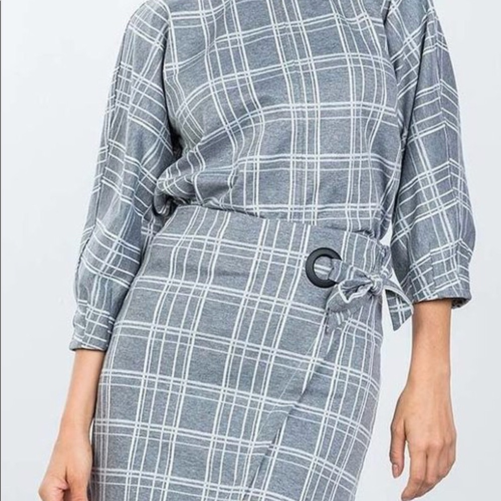 Plaid Set - Picture 4 of 4